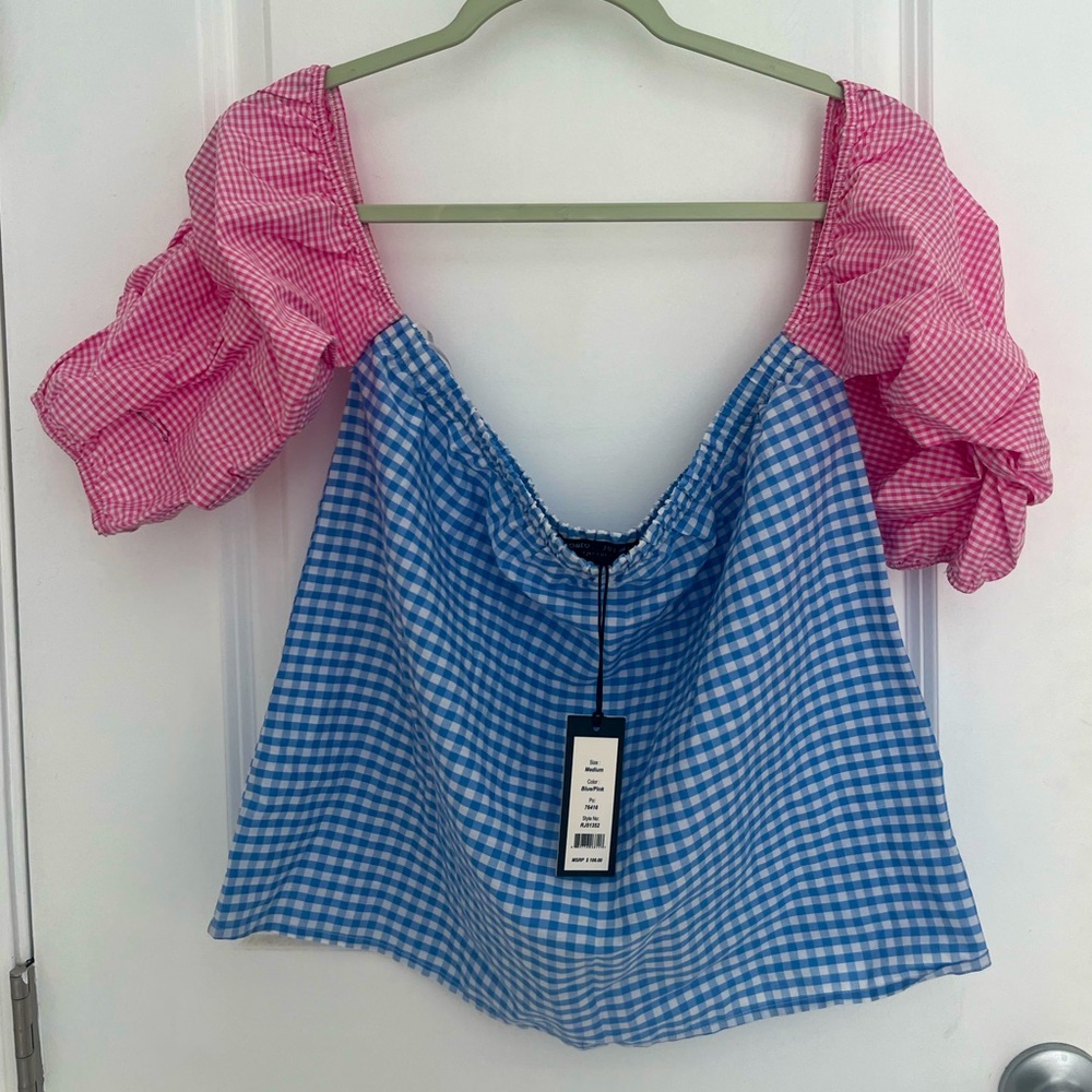 Romeo+ Juliet couture size medium Gingham pattern top with tags never worn